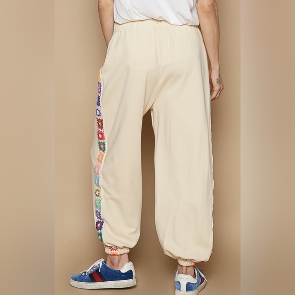 #141 Last 1!! POL square trim patch French Terry jogger pants in cream color - Picture 7 of 11